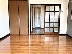 居間
