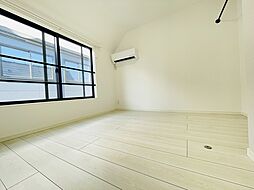 ブローテ四ツ木 303 3階1Kのリビング/ダイニング