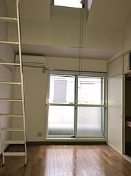 メゾン・ド・三恵 2階1Kのリビング/ダイニング