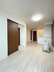 Earth　Well 2階1LDKのリビング/ダイニング