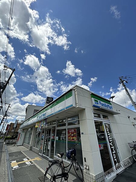 画像29:ファミリーマート近鉄藤井寺駅改札外橋上店 313m