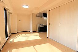 ライオンズステーションプラザ梅島 3階2LDKのリビング/ダイニング