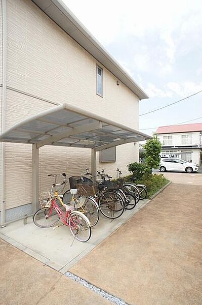 画像5:◆駐輪場◆雨から自転車を守る屋根付きサイクルポート♪