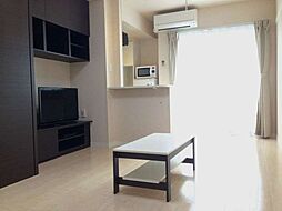 レオネクストルミエール 2階ワンルームのリビング/ダイニング