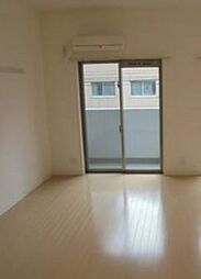 スクエアレジデンス 3階1LDKのリビング/ダイニング