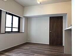 ＴＫＢ高尾稲荷 601 6階1LDKのリビング/ダイニング