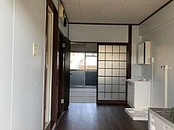 居間