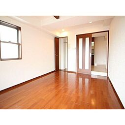 メープルコート 4階1Kのリビング/ダイニング