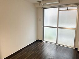 パークサイドヴィラ 1階ワンルームのリビング/ダイニング