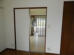 居間