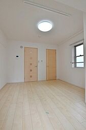 サン　フォーレスト 7階1Kのリビング/ダイニング