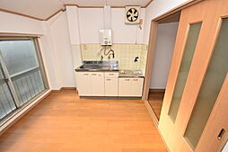 居間