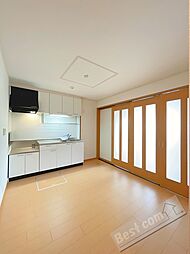 フォレスタ・高松　II 1階2DKのリビング/ダイニング