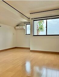 小川戸建 6LDKのリビング/ダイニング