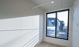 プラネット 1階1LDKのリビング/ダイニング