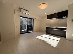 桜Flag1 401 4階1LDKのリビング/ダイニング