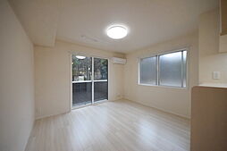 京王相模原線 京王堀之内駅 徒歩8分の賃貸アパート 3階2LDKのリビング/ダイニング