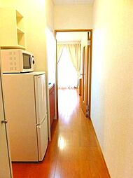 レオパレス亀井町 1階1Kのリビング/ダイニング