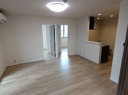 寿ハウス 201 2階3LDKのリビング/ダイニング