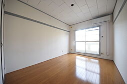 京王相模原線 京王多摩センター駅 徒歩10分の賃貸マンション 4階1Kのリビング/ダイニング