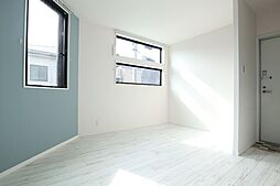 ユニヴェール西新井 2階ワンルームのリビング/ダイニング