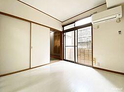 居間