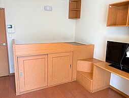 レオパレスWins 1階1Kのリビング/ダイニング