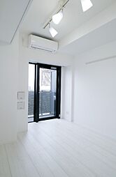 フュージョナル千住緑町 10階1Kのリビング/ダイニング