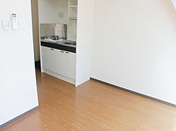 ウエストインパート1 3階ワンルームのリビング/ダイニング