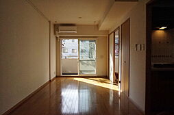 アトラスタワー西早稲田 202 2階1LDKのリビング/ダイニング