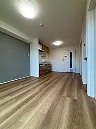 ハーモニー多摩平 2階2LDKのリビング/ダイニング