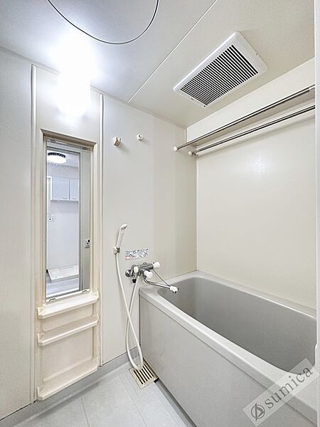 画像21:浴室乾燥機付きで雨の日でも安心^^