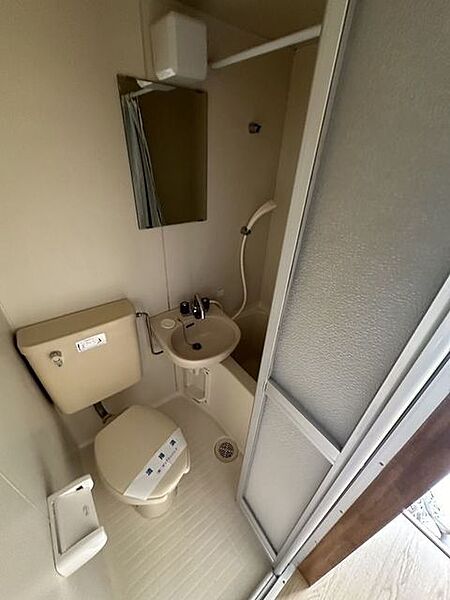 シャワールーム