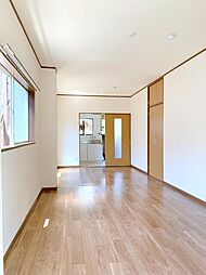 秋津マンション 1階1Kのリビング/ダイニング