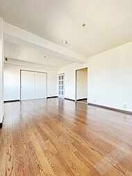 ロータリービルド南花田 401 4階4LDKのリビング/ダイニング