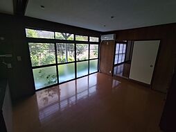 居間