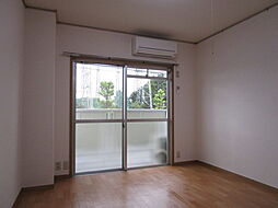 エステートピア常盤 2階ワンルームのリビング/ダイニング