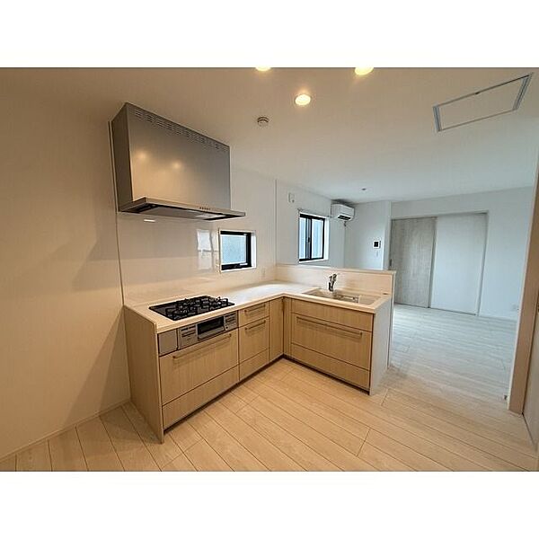 detached 東京都八王子市子安町２丁目35-12

地図を見る