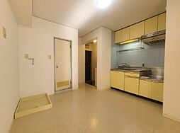 西武新宿線 新井薬師前駅 徒歩4分の賃貸マンション 2階1DKのリビング/ダイニング