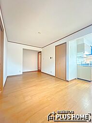 アウローラ　II 1階2LDKのリビング/ダイニング