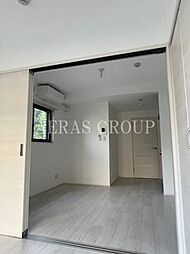 COMPOSITE目黒学芸大学THEPARK 2階1DKのリビング/ダイニング