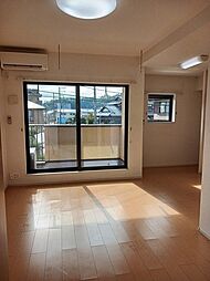 アロッジオ 202 2階1LDKのリビング/ダイニング