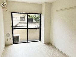 ヴィラフローレンス 2階1Kのリビング/ダイニング