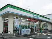 ファミリーマート 377m