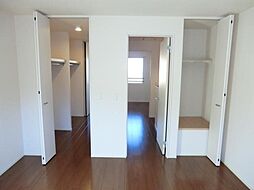 トリオン 2階2LDKのリビング/ダイニング