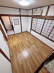 居間