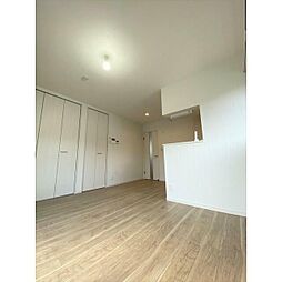 コモド本木 2階ワンルームのリビング/ダイニング