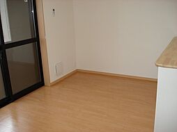 クレールスクエア 1階1LDKのリビング/ダイニング