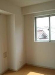 レ・シャンブル・ヴァレ・アネックス 2階ワンルームのリビング/ダイニング