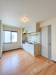 ハイツ森 2階3DKのリビング/ダイニング